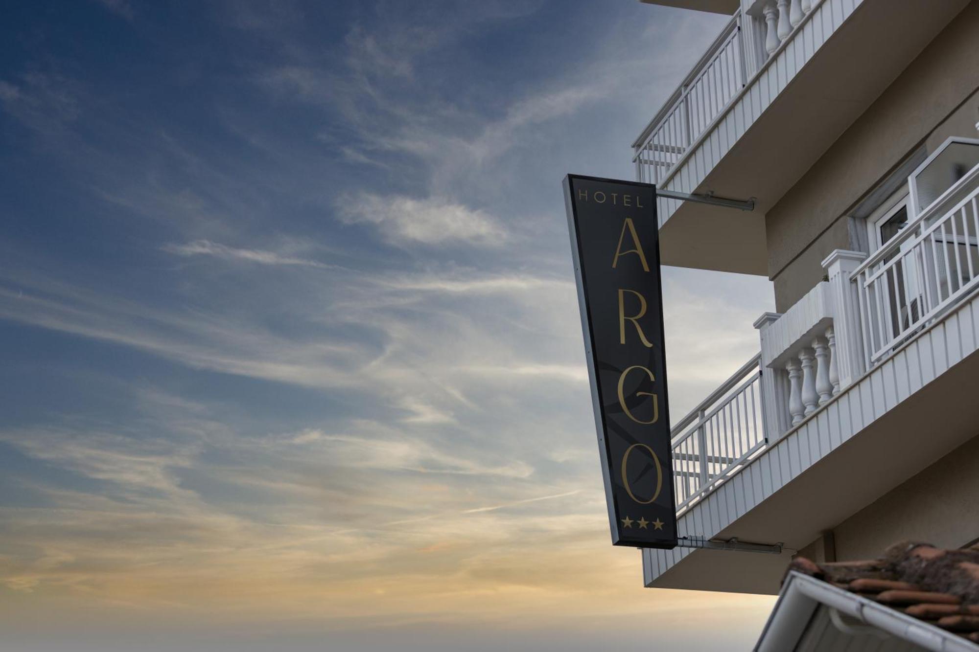 Hotel Argo Paralia Katerinis Ngoại thất bức ảnh